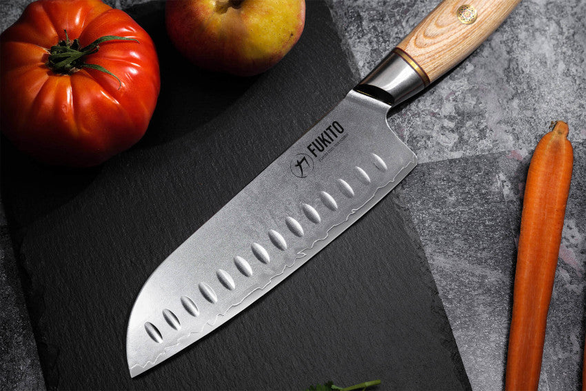 Couteau Santoku alvéolé 18 cm Fukito Pakka San Mai