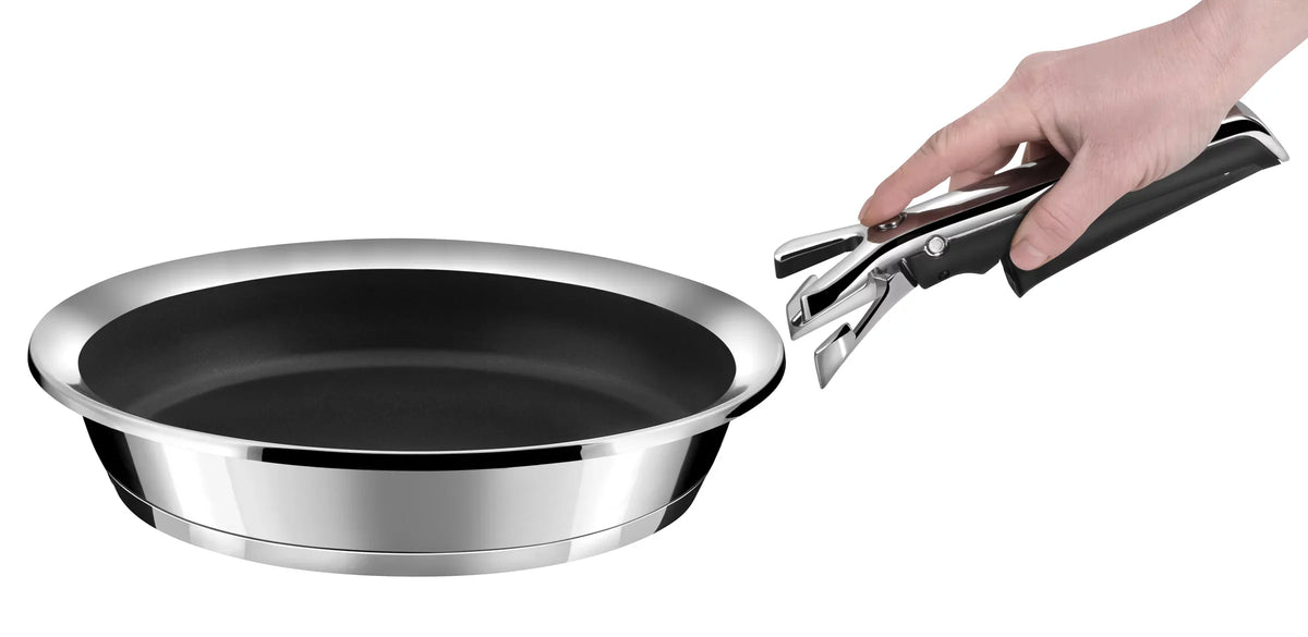 Ycône - Poignée amovible Smartlock - Cuisinox — utilisation sur une poêle, ustensile vendu séparément — Cuisine de France