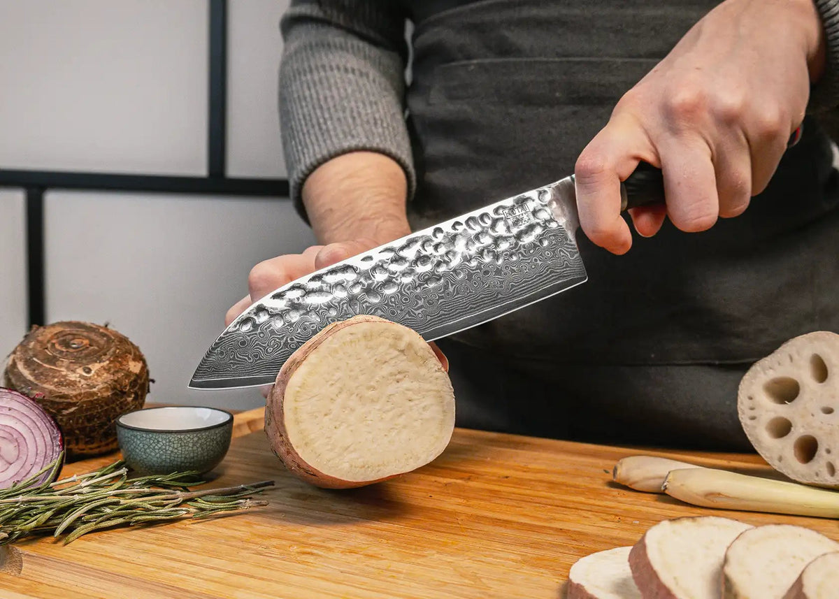 Set de base KOTAI Pakka Damas – 2 couteaux (couteau d'office + Santoku)