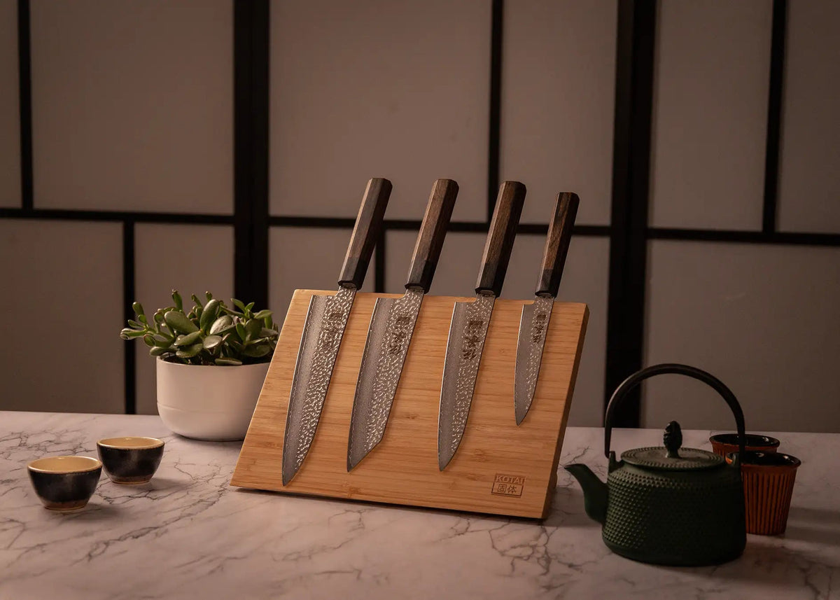 Set complet Deluxe 9 pièces KOTAI Densho – 4 couteaux (Petty + Gyuto 18 cm + Kiritsuke + Gyuto 21 cm) et 5 accessoires (