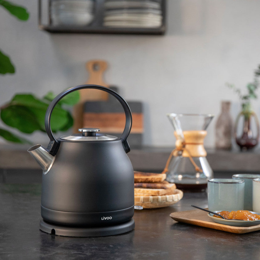 Bouilloire rétro 1,5 L Livoo – noir