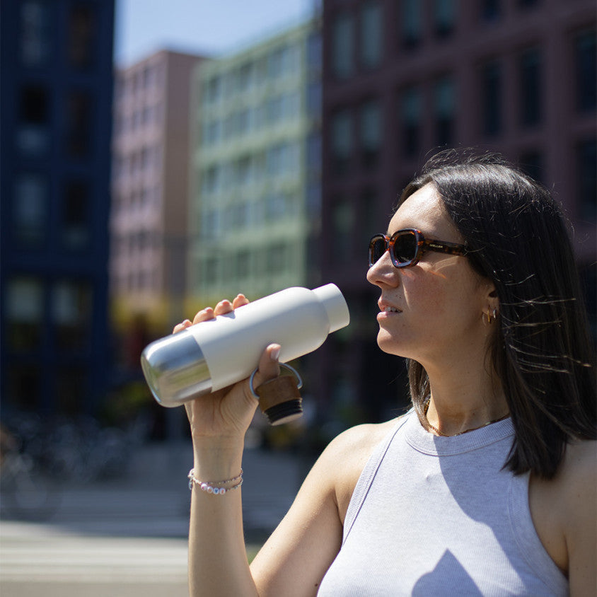 Bouteille isotherme recyclé 650 ml Livoo – crème