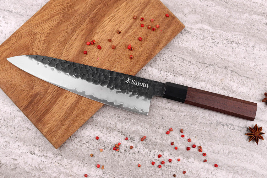 Couteau de chef martelé 21 cm Sayuto Séquoia San Mai