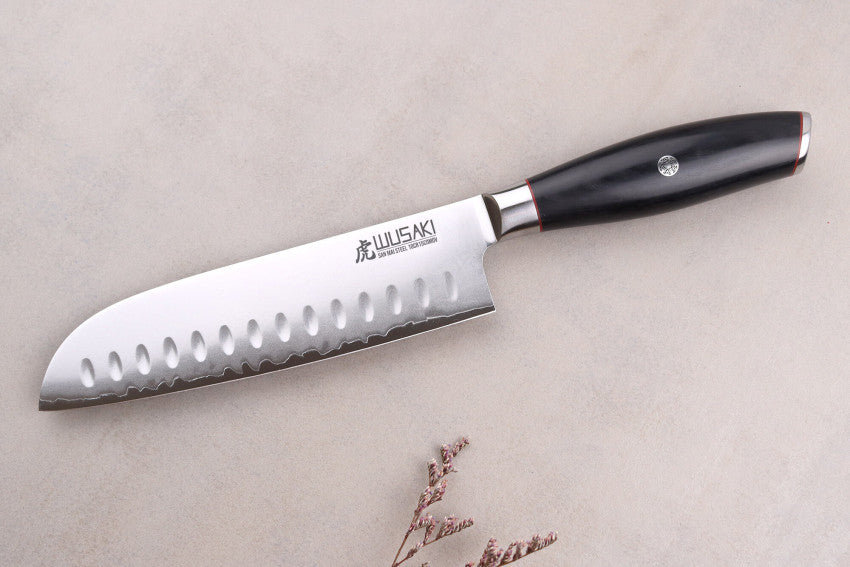Couteau Santoku 18 cm Wusaki Fujiko Black 10CR